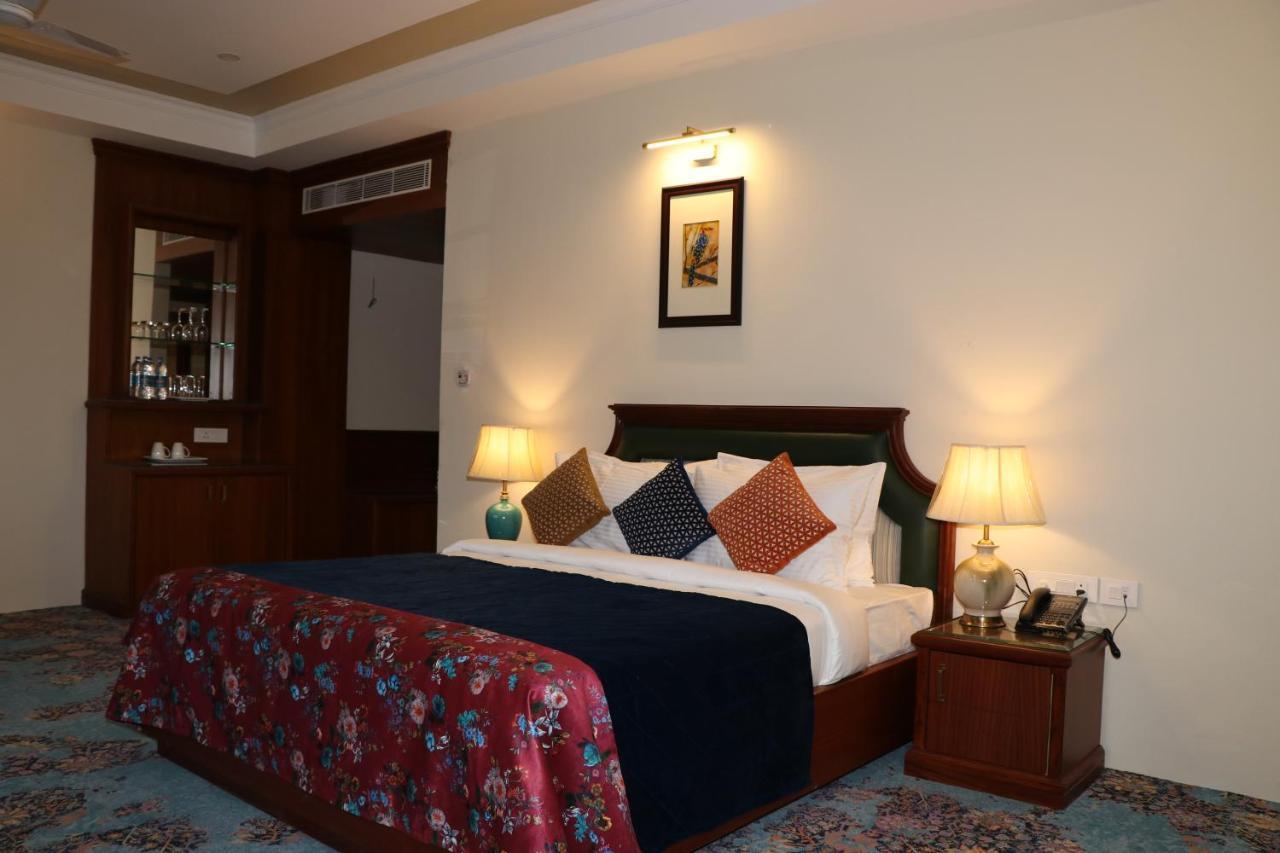 Royale De' Casa Resort Kāziranga Zewnętrze zdjęcie