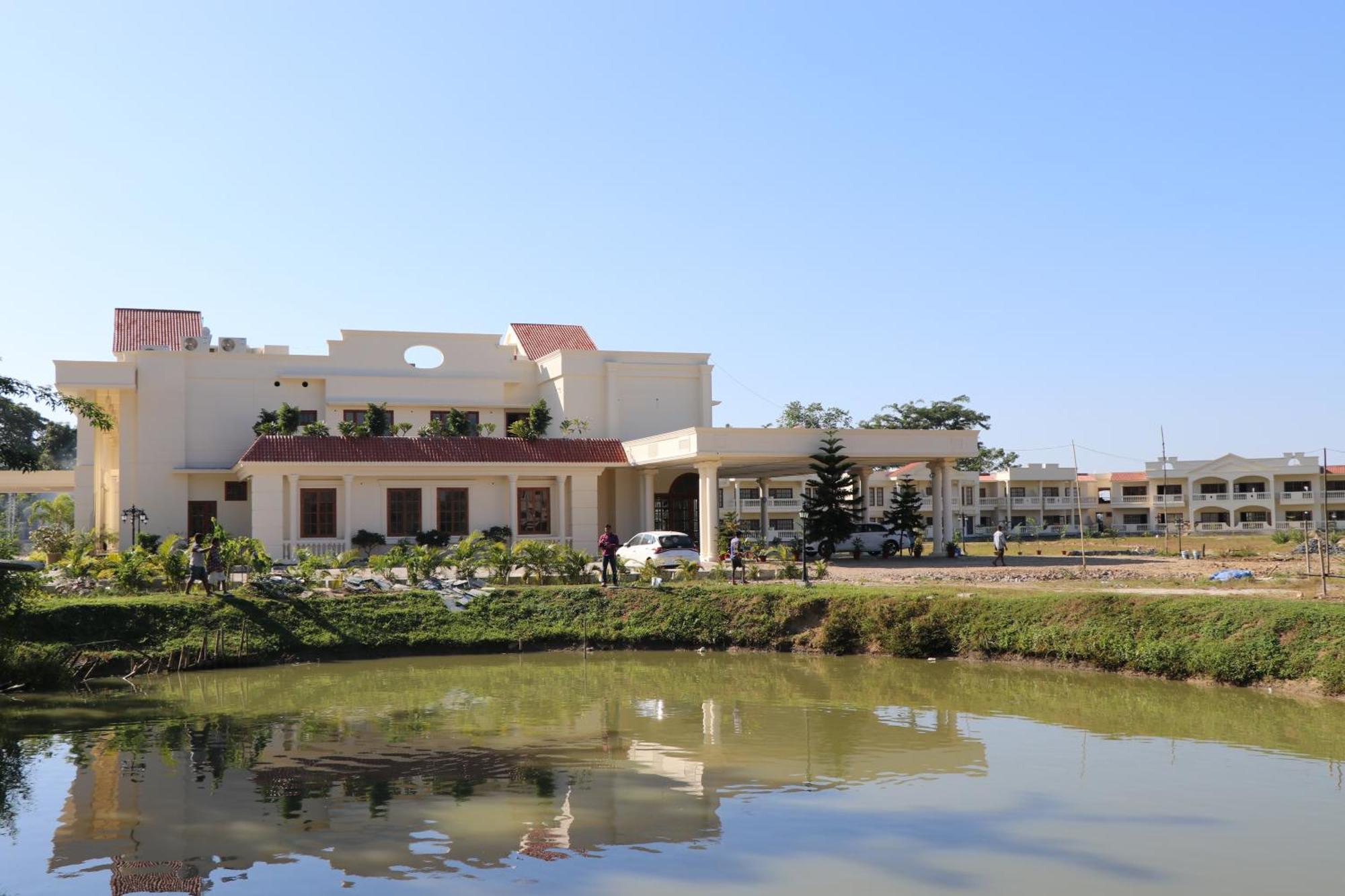 Royale De' Casa Resort Kāziranga Zewnętrze zdjęcie
