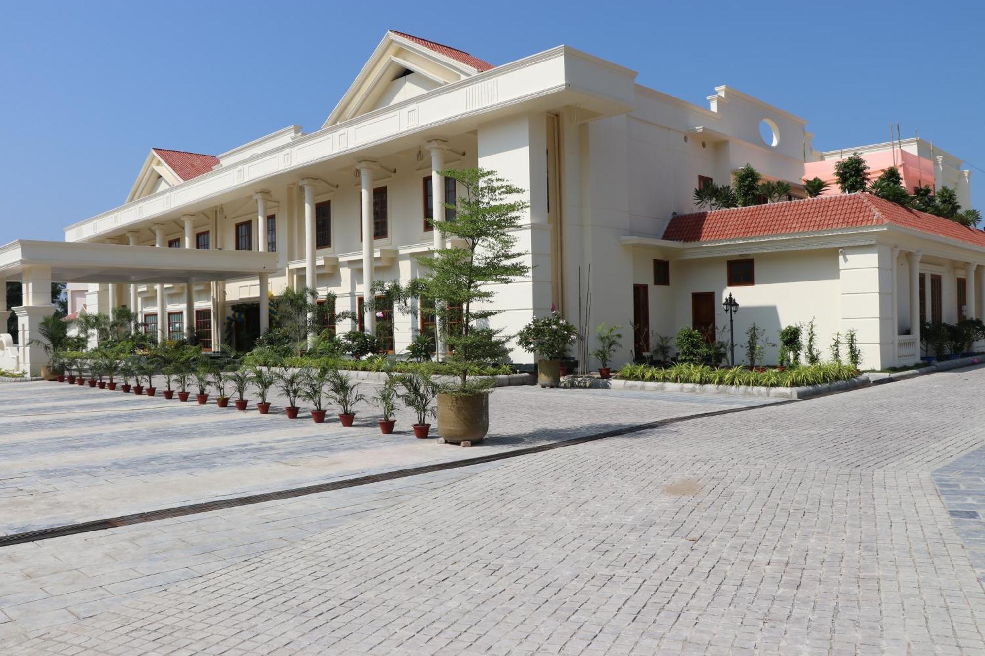 Royale De' Casa Resort Kāziranga Zewnętrze zdjęcie